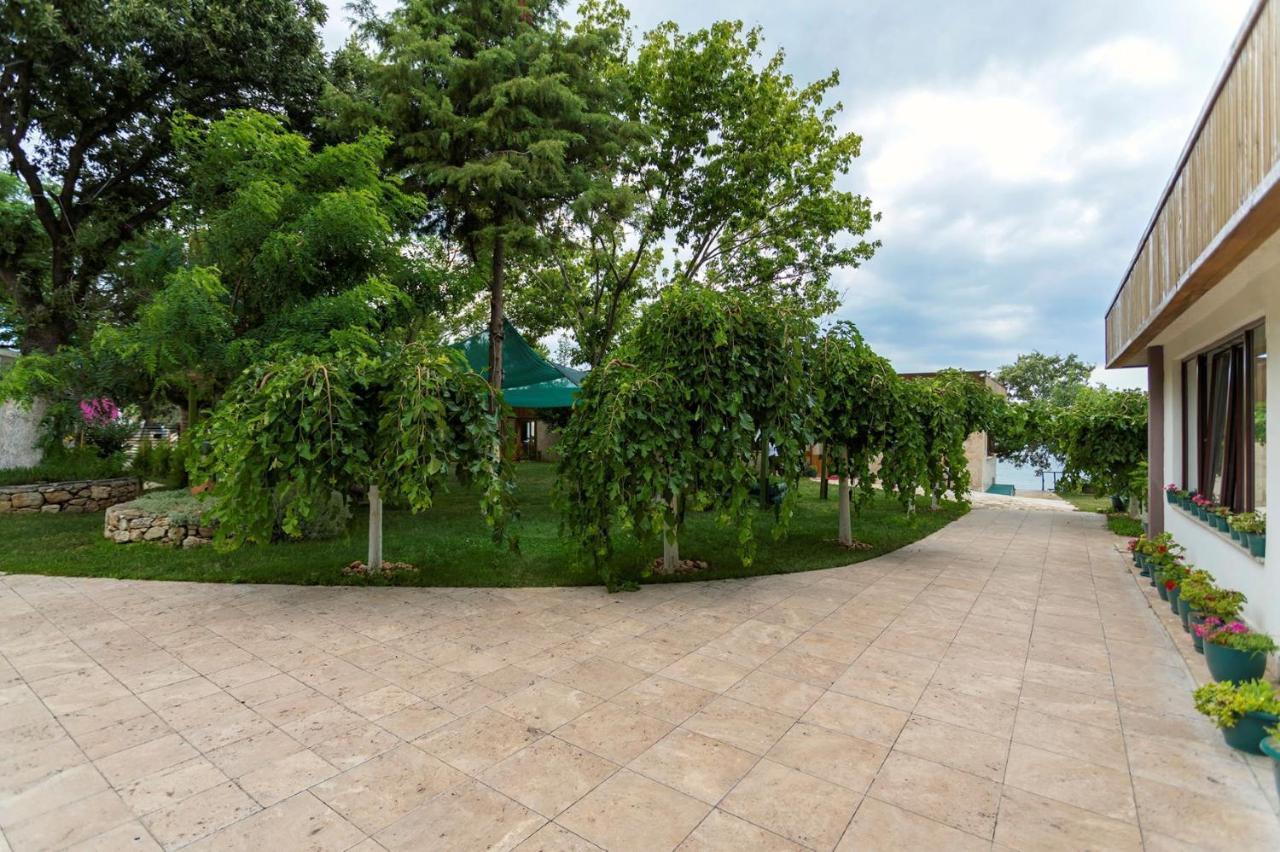 Troas Beach Hotel Tavakli ภายนอก รูปภาพ